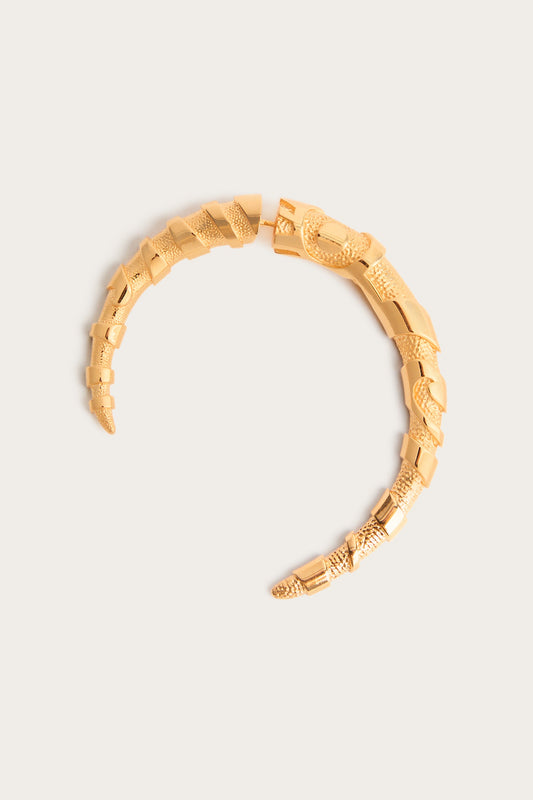 Horn Earring with Marmo Texture