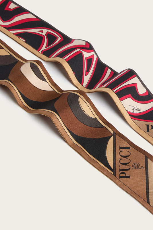 Foulard in Seta in Stampa Onde e Labirinto