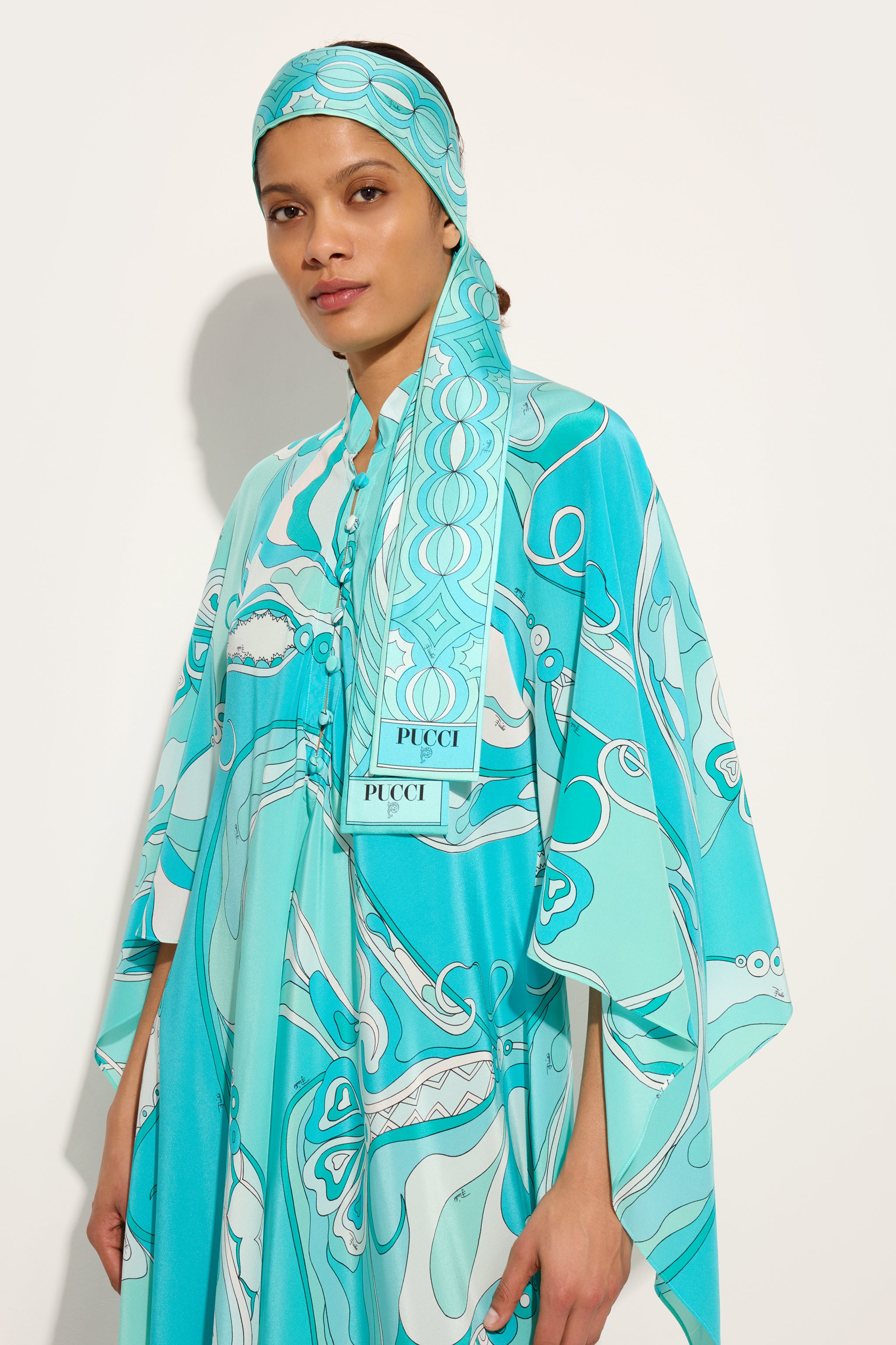 Volute and Collane Print Silk Twill Scarf – PUCCI