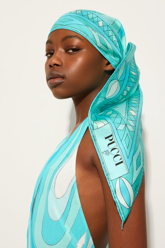 Foulard a Triangolo in Seta in Stampa Collane