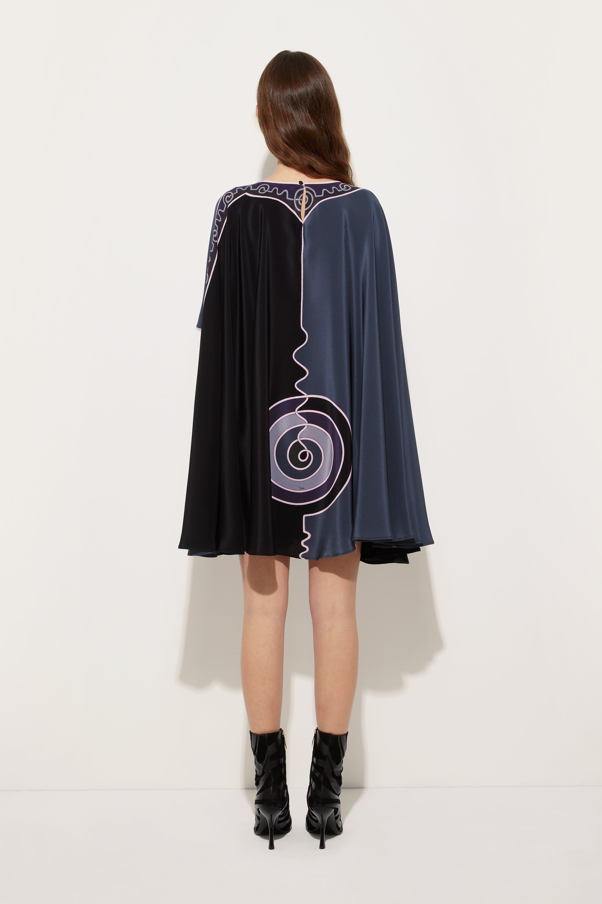 EMILIO PUCCIカフタン Pucci Kaftans geometric print kaftan & more prints | Pucci