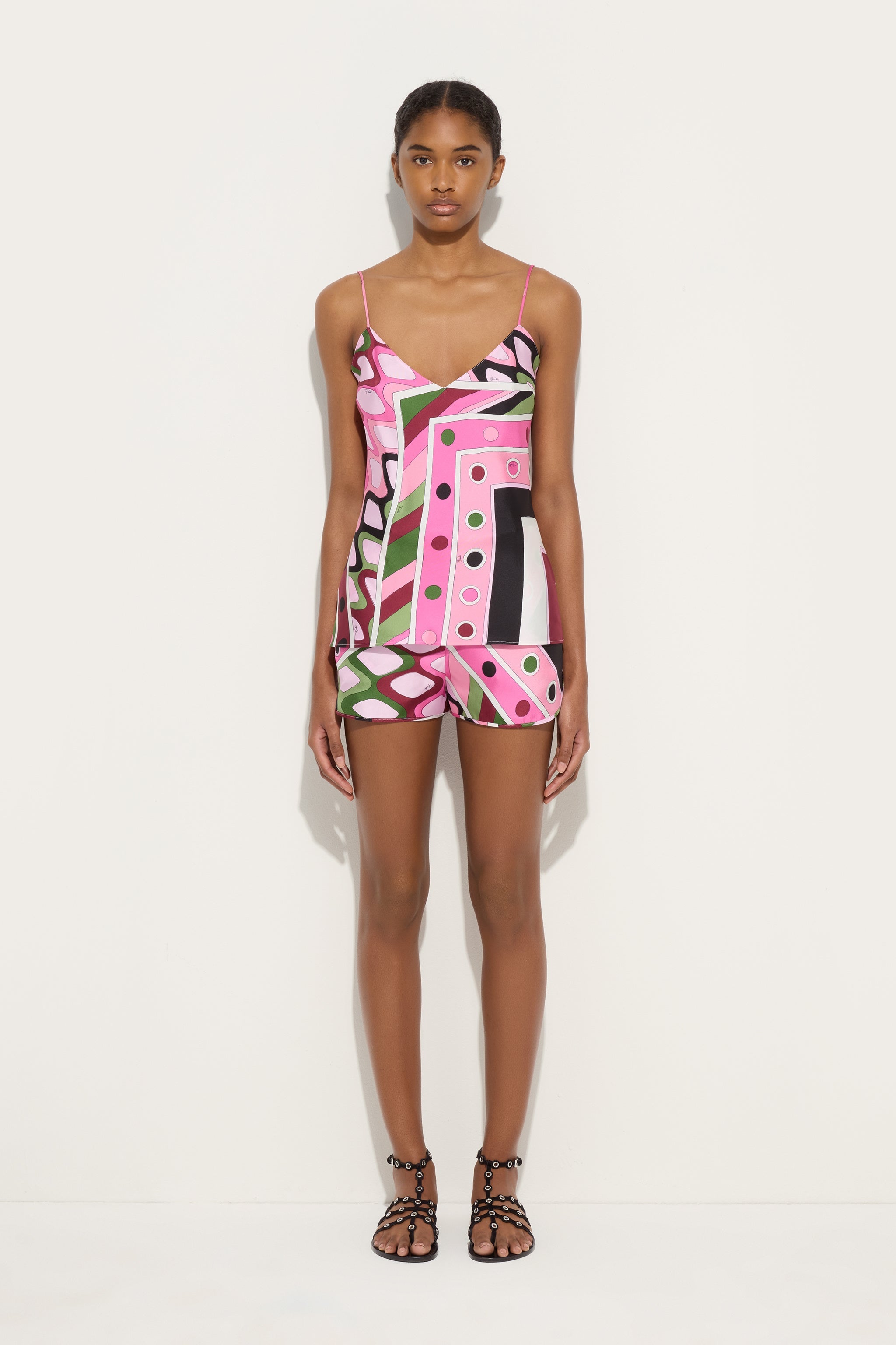 Tops for women: printed blouses and designer shirts