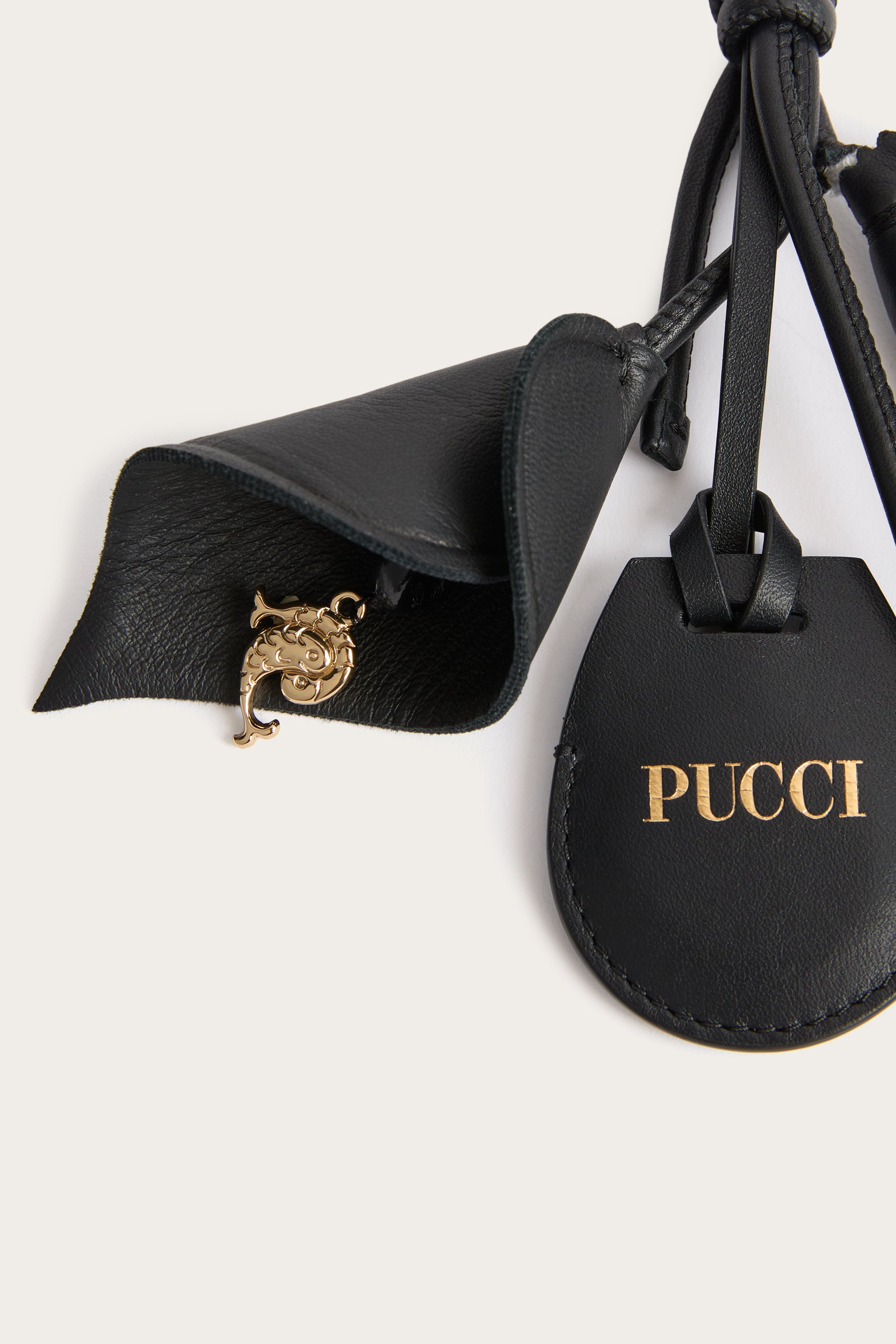 Leather Keyring and Tag Holder – PUCCI Online Store