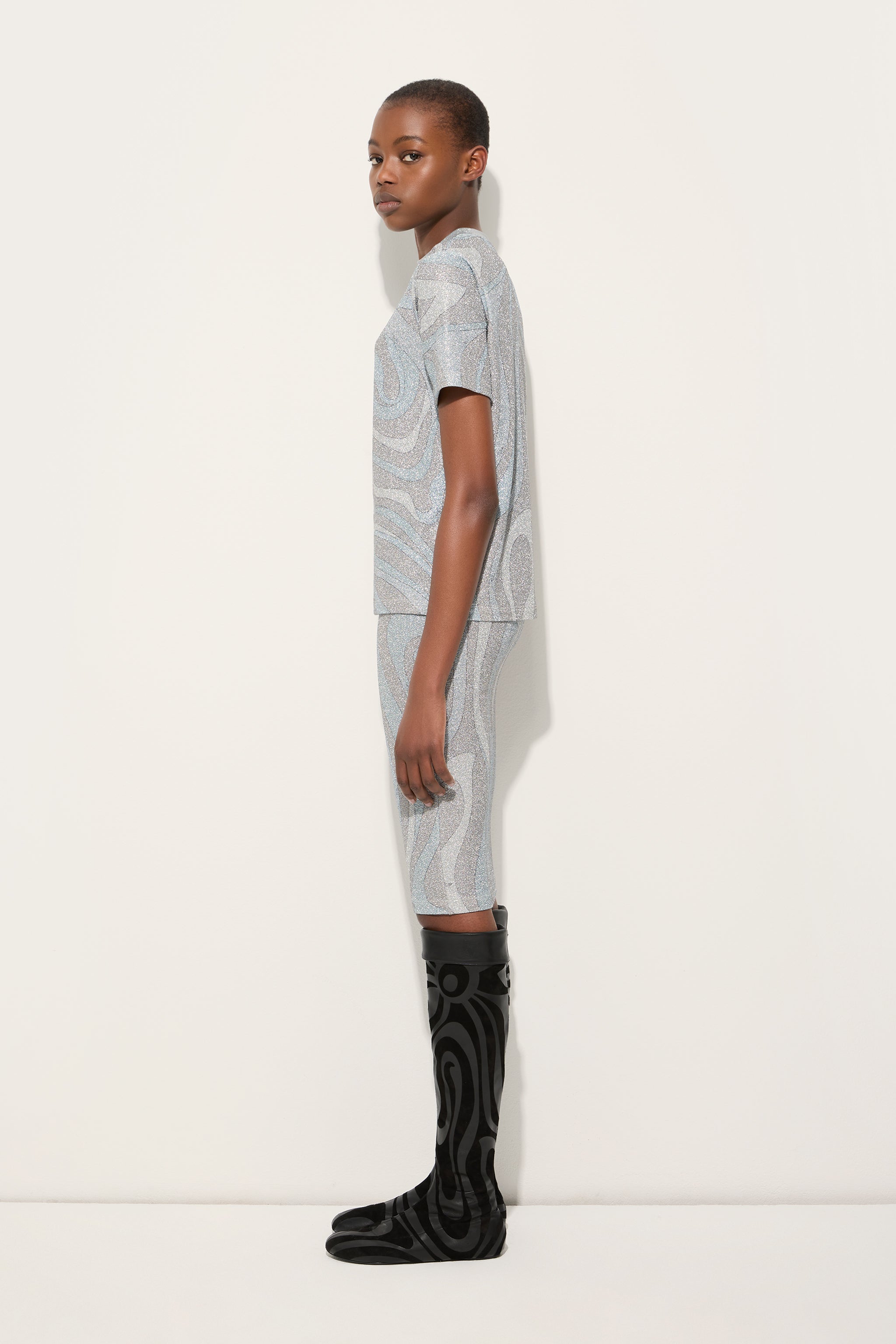 T-shirt for women – colourful contemporary styles