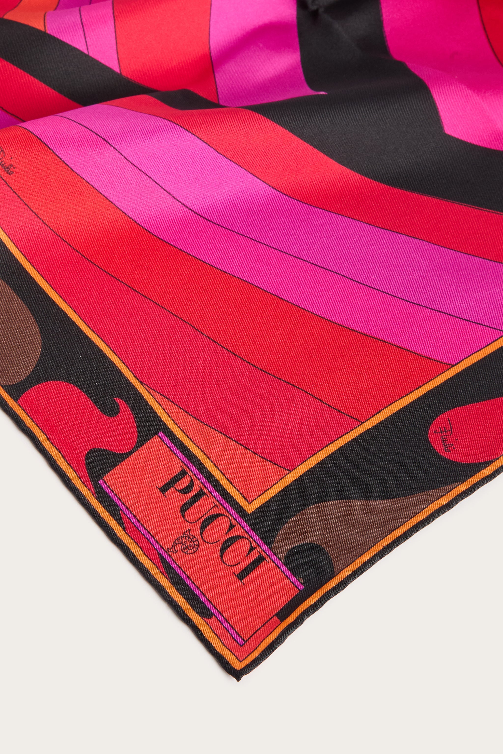Collane Print Silk Twill Scarf – PUCCI