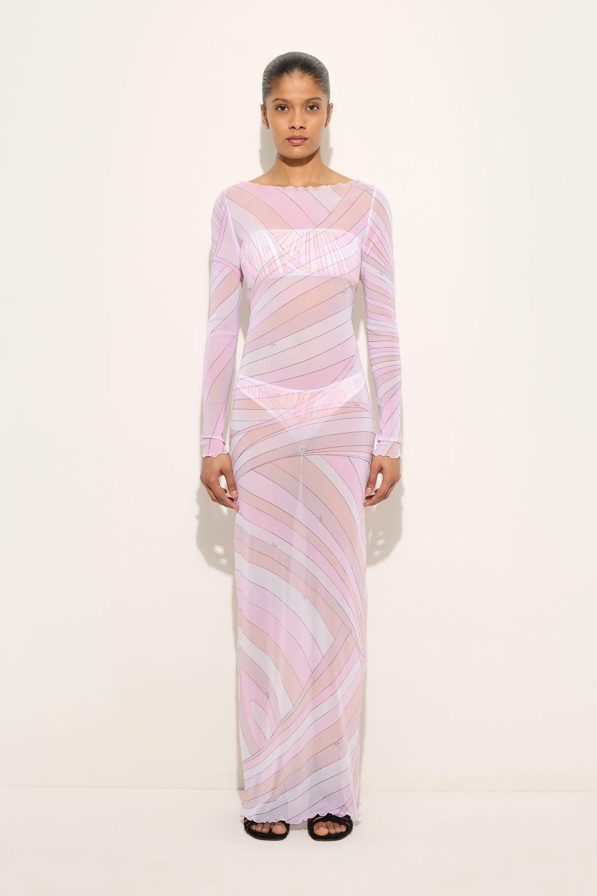 pucci long dress Printed tulle maxi - multi it features a cape/shawl that delicately envelops the shoulders and flowing Emilio Pucci Silk Crepe de