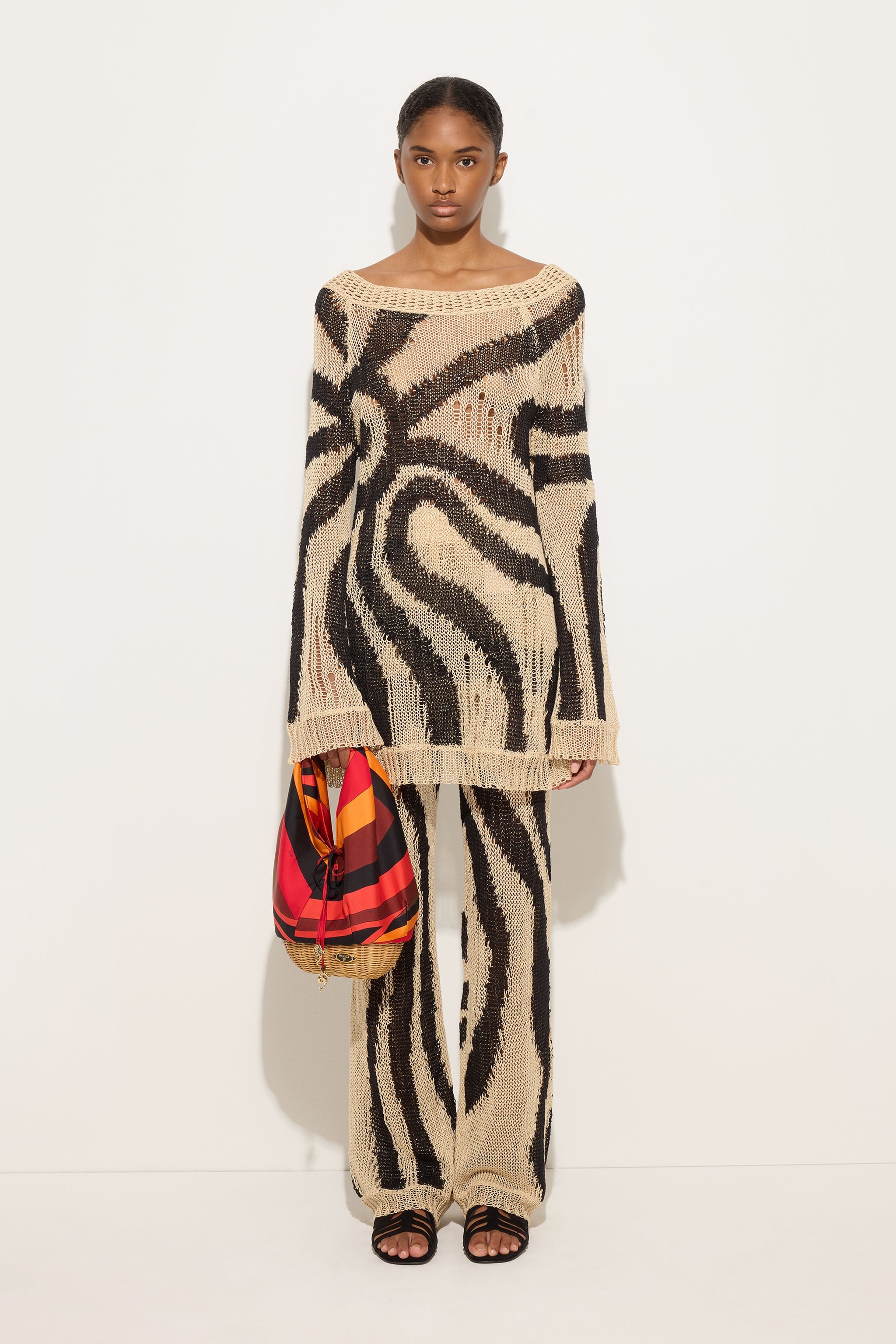 Cardigan and knitwear – colourful styles for every season