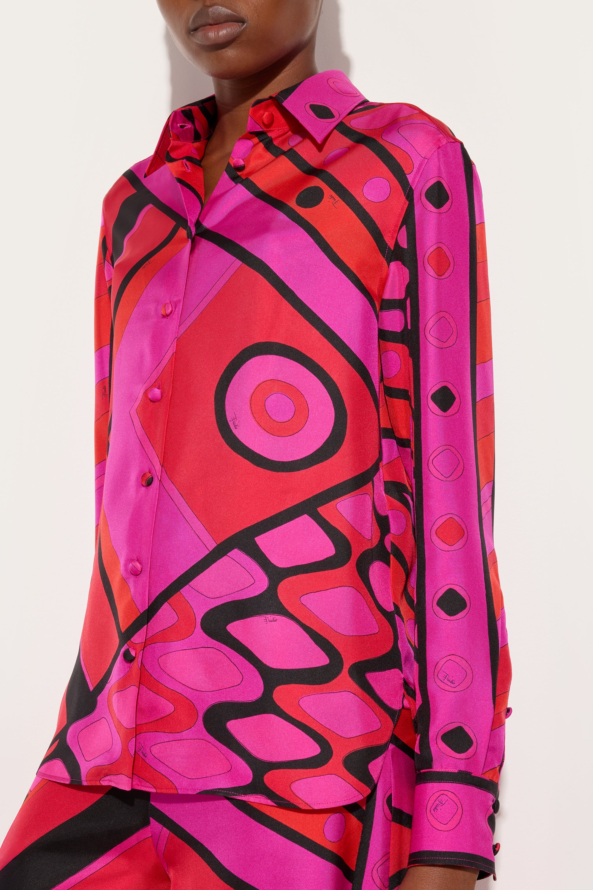 Tops for women: printed blouses and designer shirts
