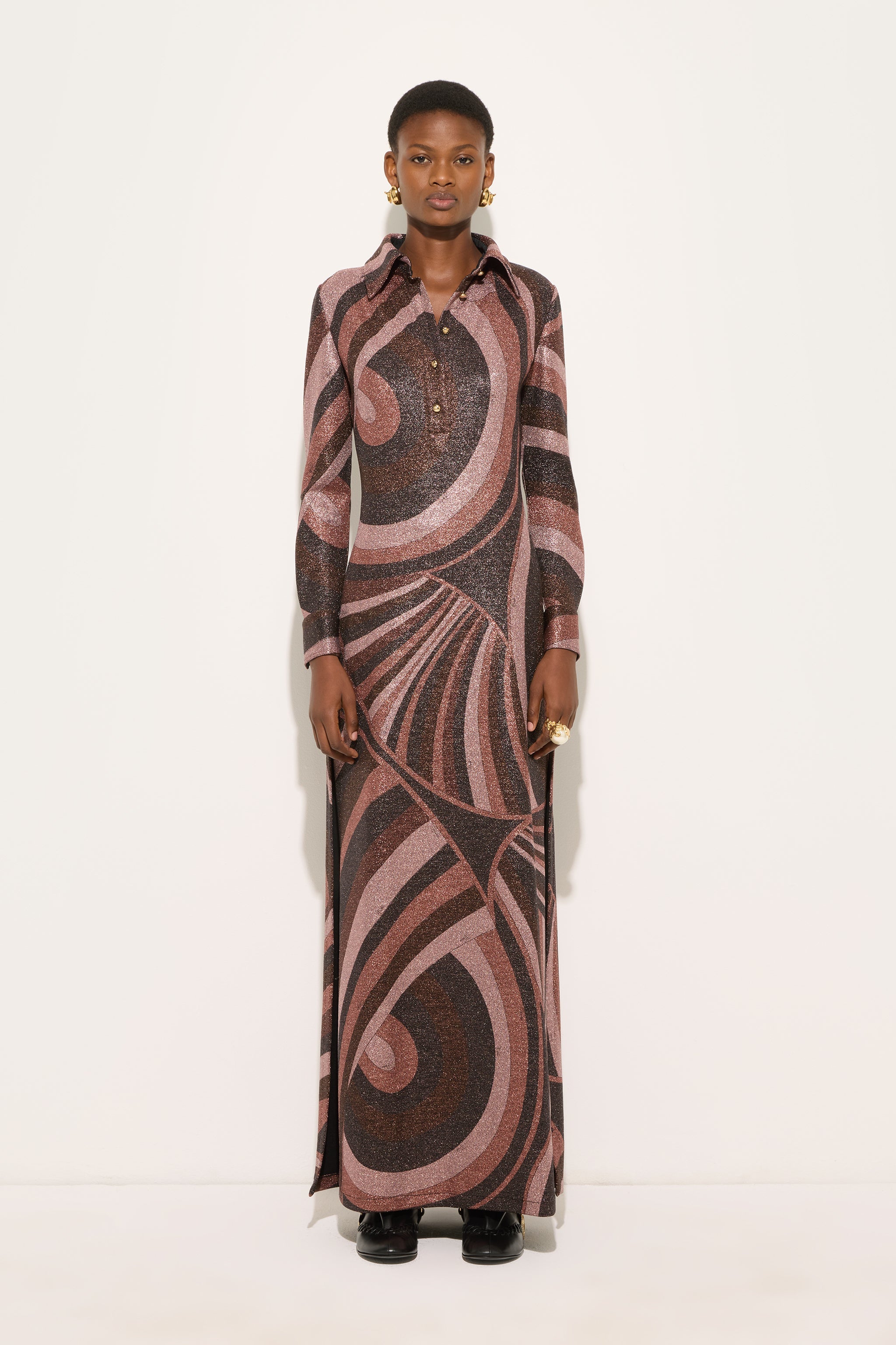Women Dresses: long, short dresses and printed styles
