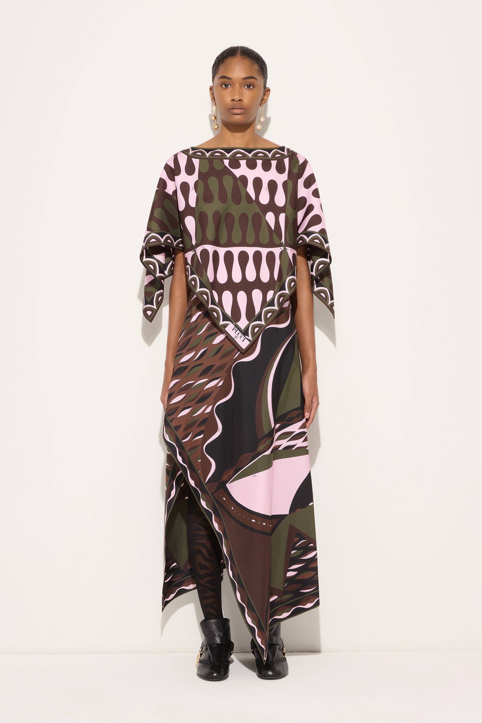 Tops for women: printed blouses and designer shirts