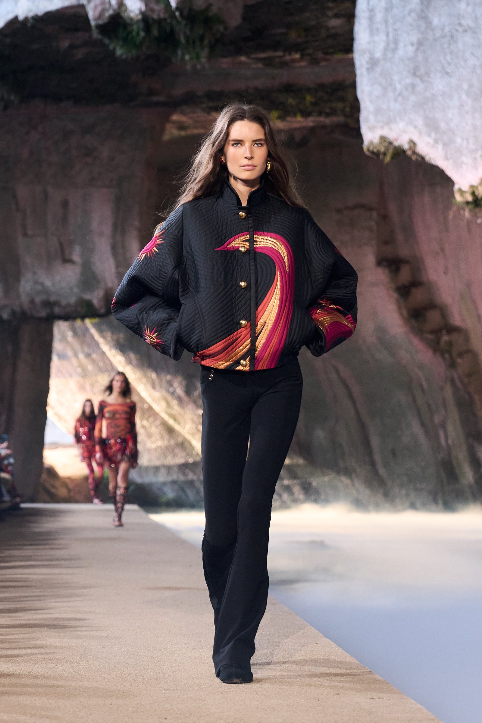 PUCCI カットソー 38 レナウール 美品 DESIGN and ART MAGAZINE: Pucci's Parade: Camille Miceli's