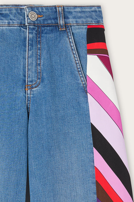 Jeans a Zampa con Inserti Stampati