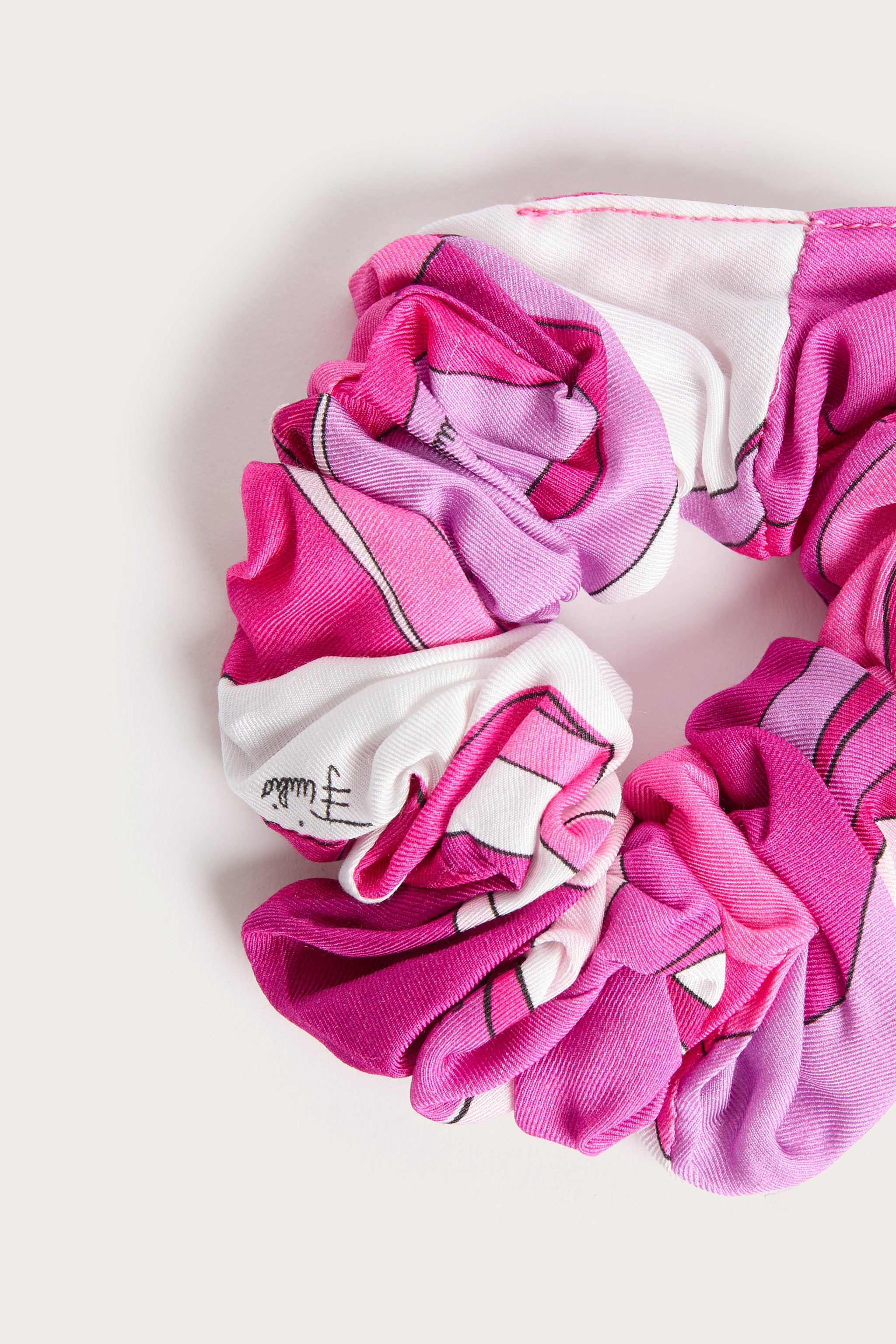 Onde Print Scrunchies – PUCCI